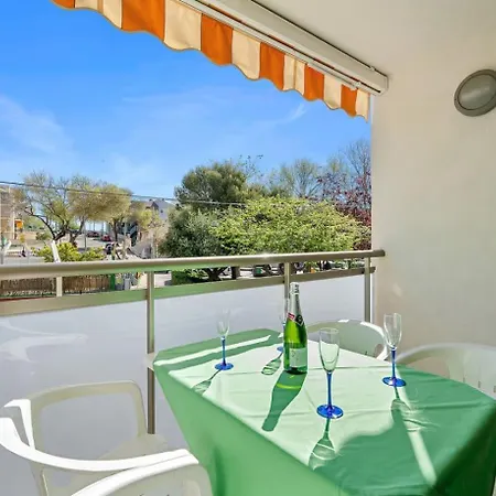 Playa Dorada B106 Apartment