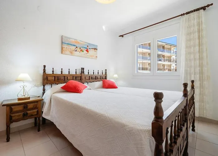 Playa Dorada B106 Апартаменты Камбрильс