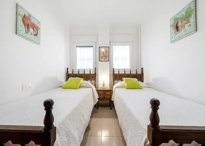 Апартаменты Playa Dorada B106 Камбрильс