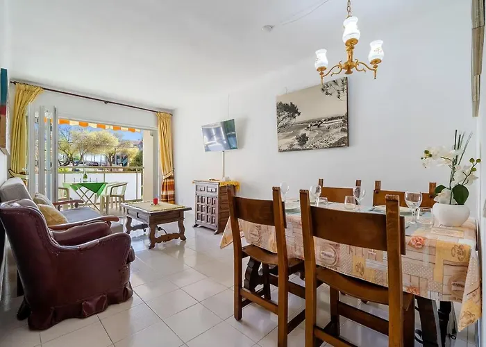 Playa Dorada B106 Апартаменты Камбрильс